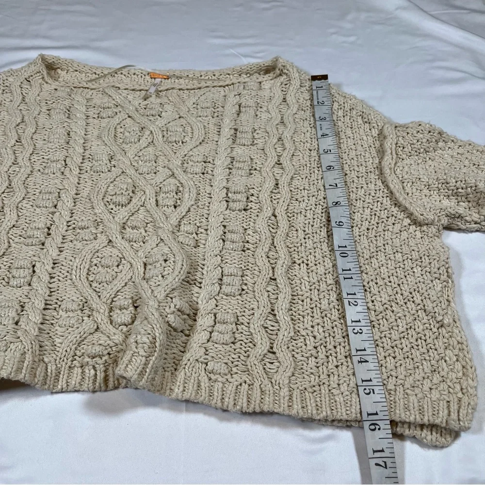 Free People Womens XS Sweater‎ Beige Cable Knit Oversized Chunky Crop
